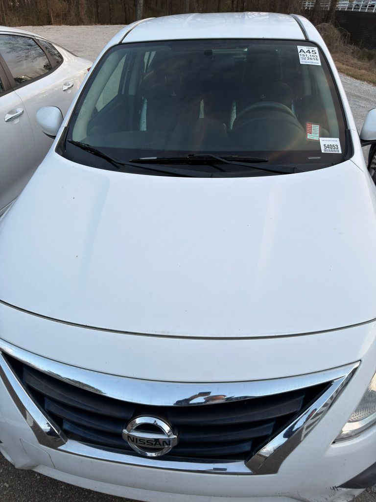 2016 Nissan Versa - $6,500