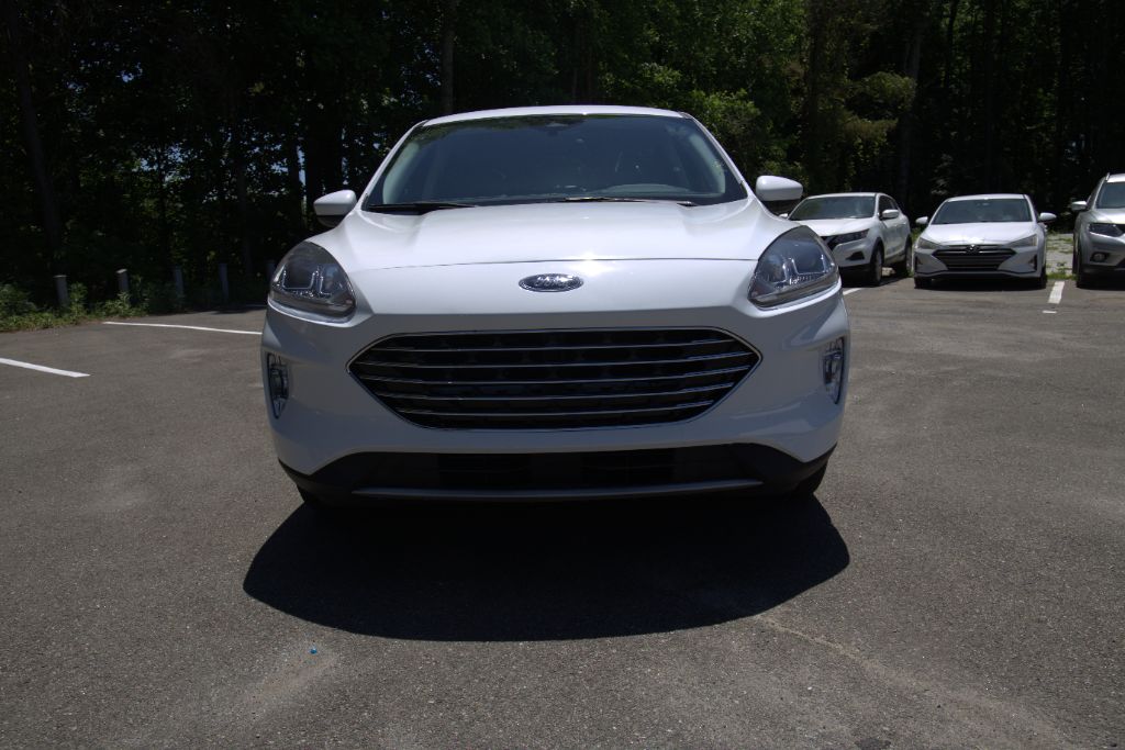 2022 Ford Escape - $12,500