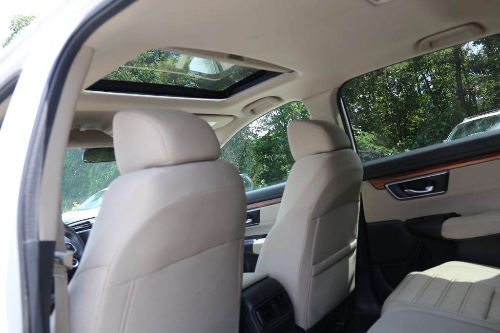 2017 Honda CR-V - $17,500