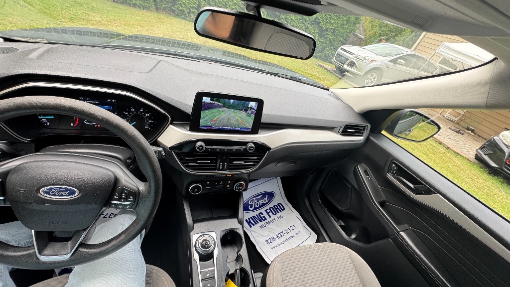 2022 Ford Escape - $13,500
