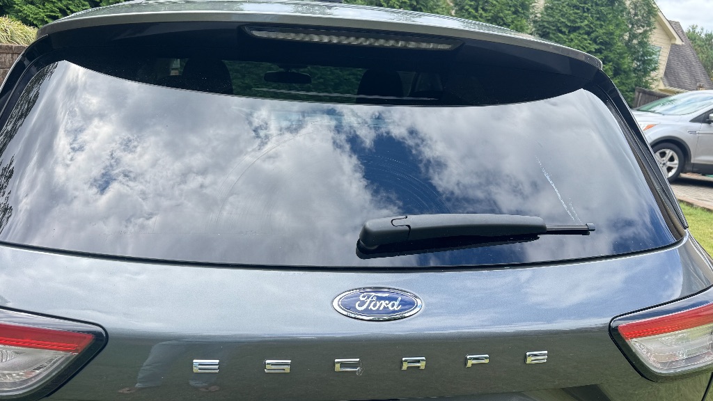 2022 Ford Escape - $13,500