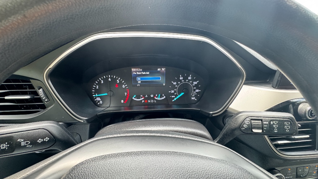 2022 Ford Escape - $13,500