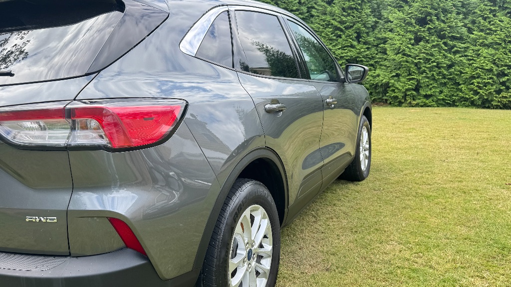 2022 Ford Escape - $13,500