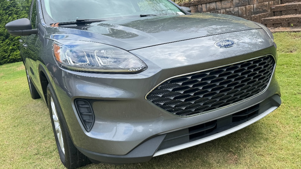 2022 Ford Escape - $13,500