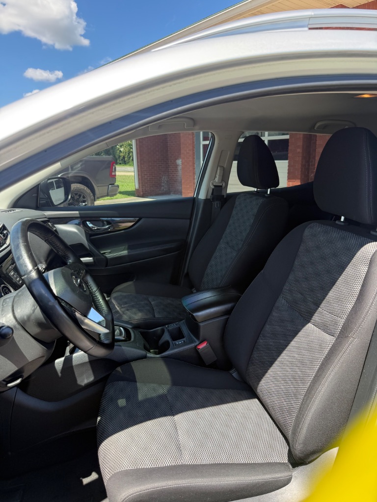 2021 Nissan Rogue - $14,980