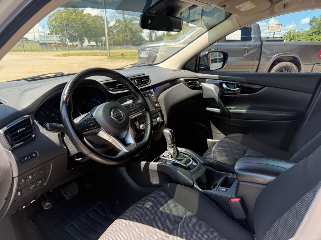 2021 Nissan Rogue - $14,980