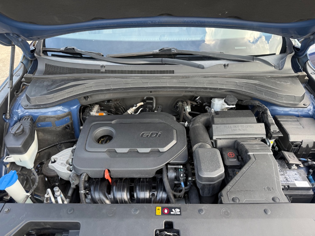 2020 Hyundai Santa Fe - $15,980