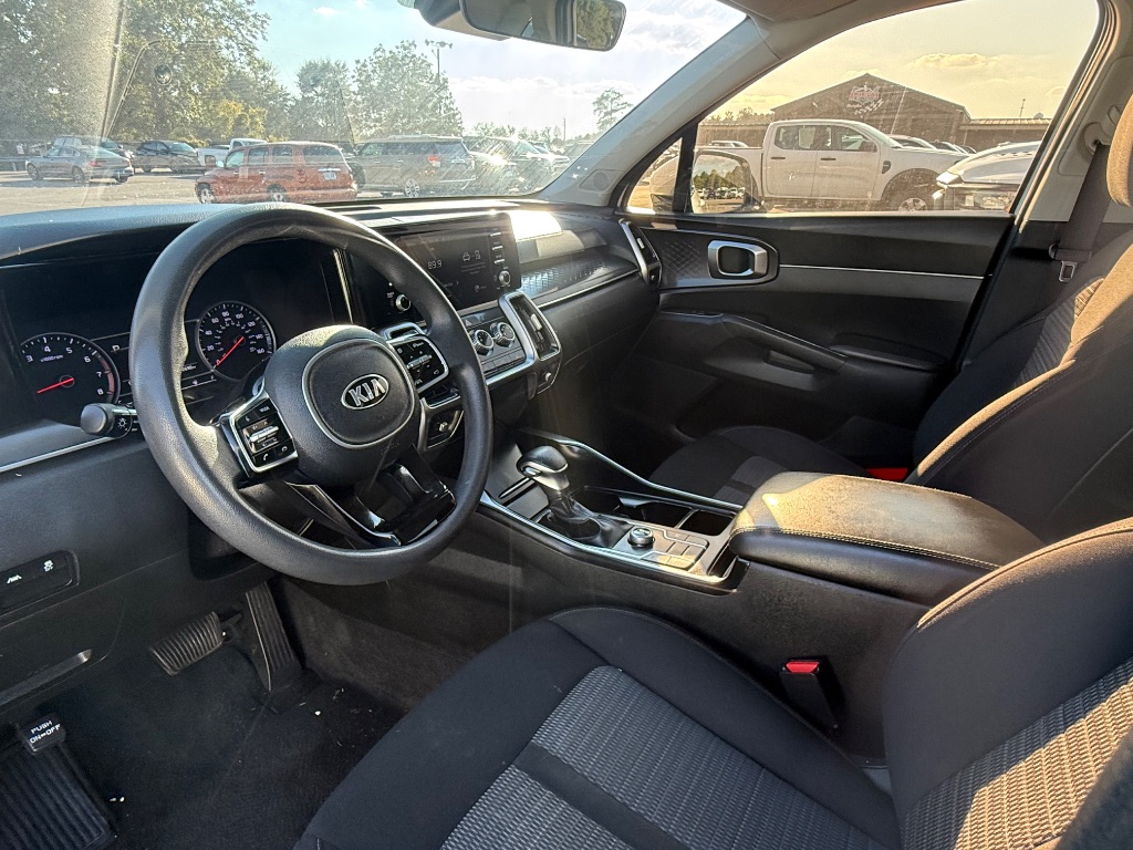 2021 Kia Sorento - $14,980