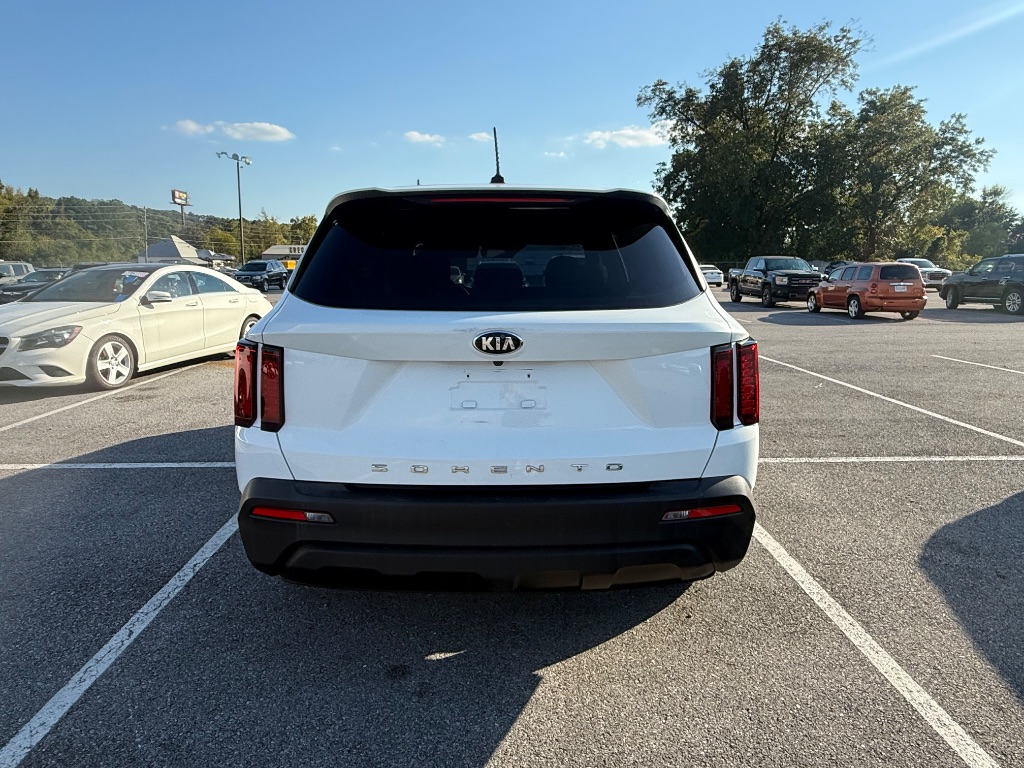 2021 Kia Sorento - $14,980