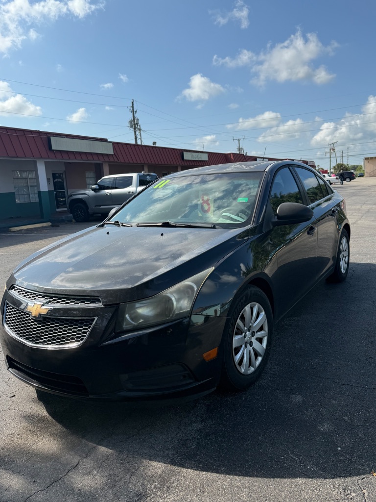 2011 Chevrolet Cruze - $3,999