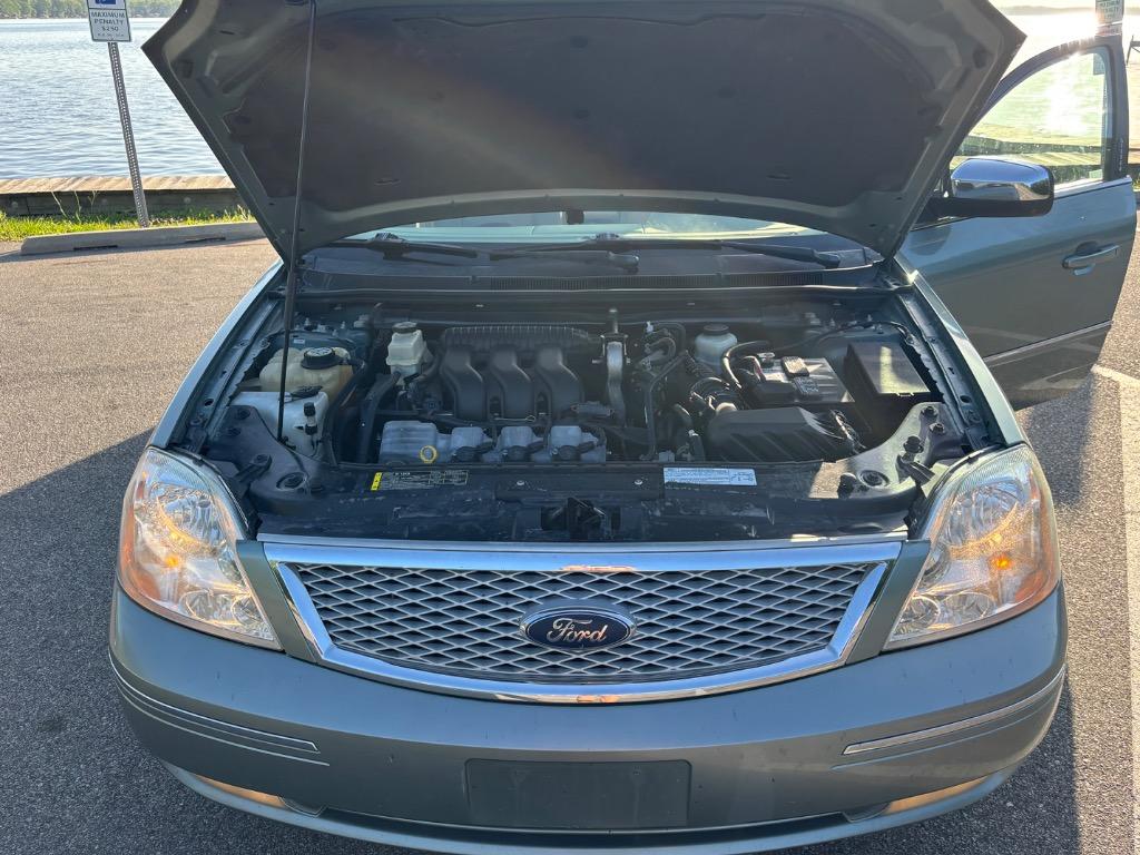 2006 Ford Five Hundred Limited photo