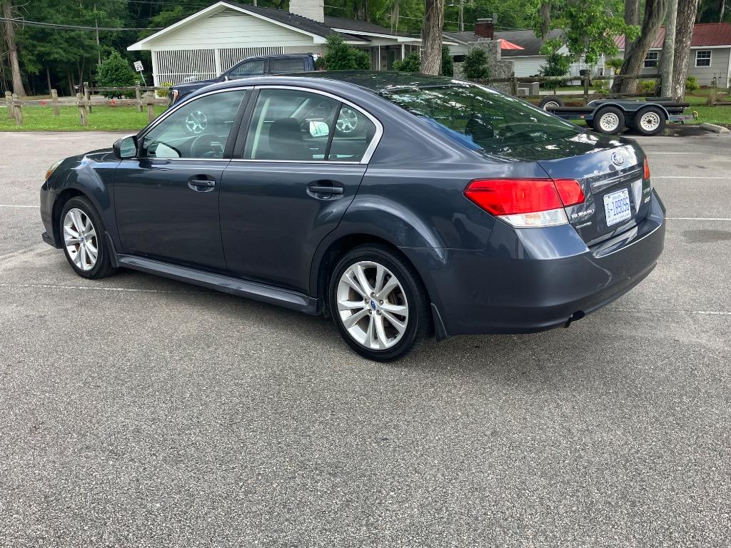 2014 Subaru Legacy 2.5i photo