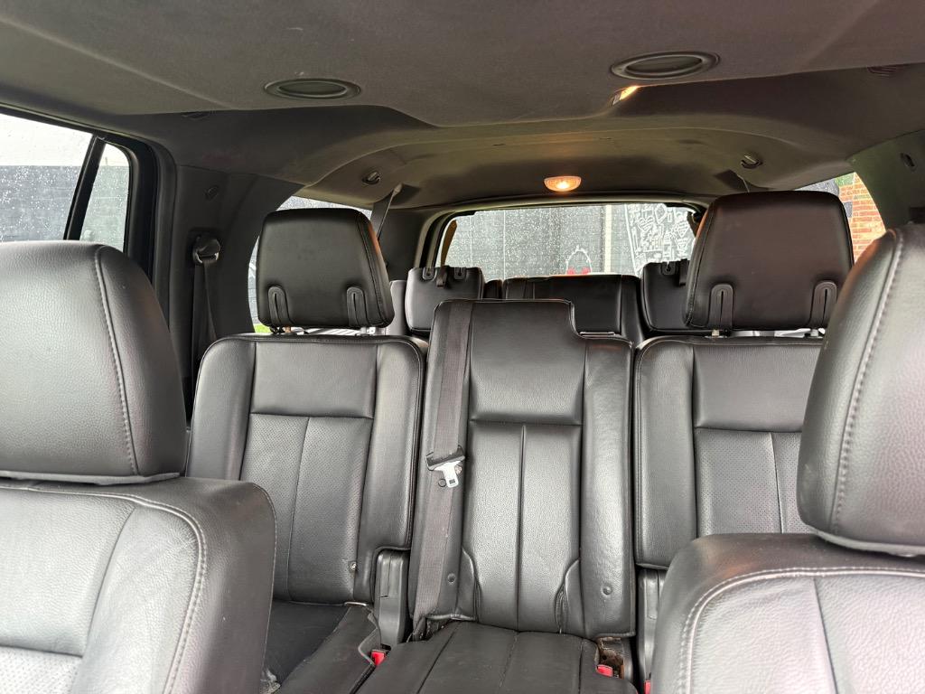 2014 Ford Expedition - $11,999