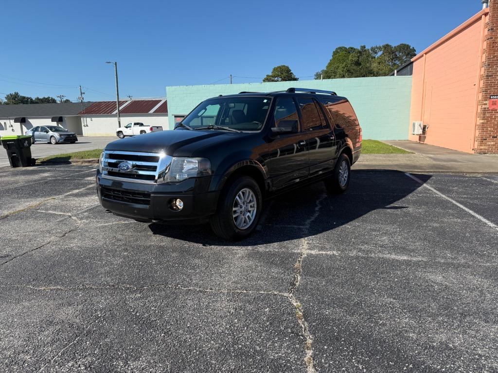 2014 Ford Expedition - $9,499