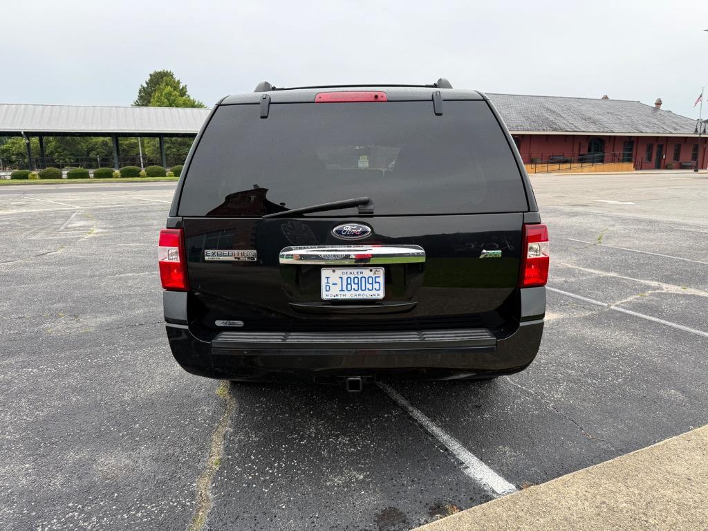2014 Ford Expedition - $11,999