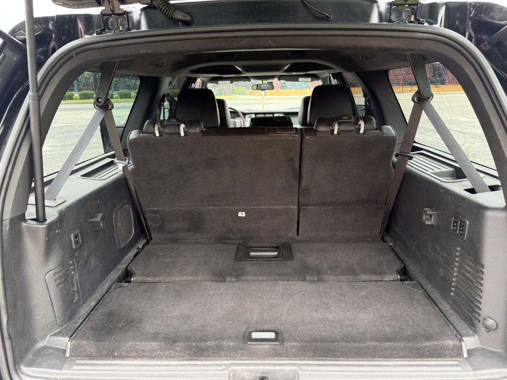 2014 Ford Expedition - $11,999