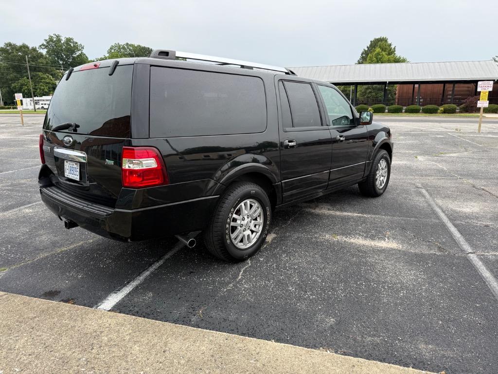 2014 Ford Expedition - $11,999
