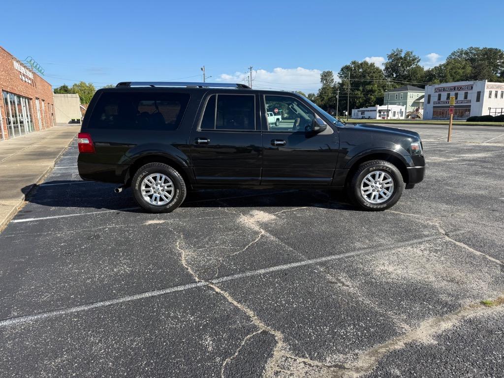 2014 Ford Expedition - $9,499