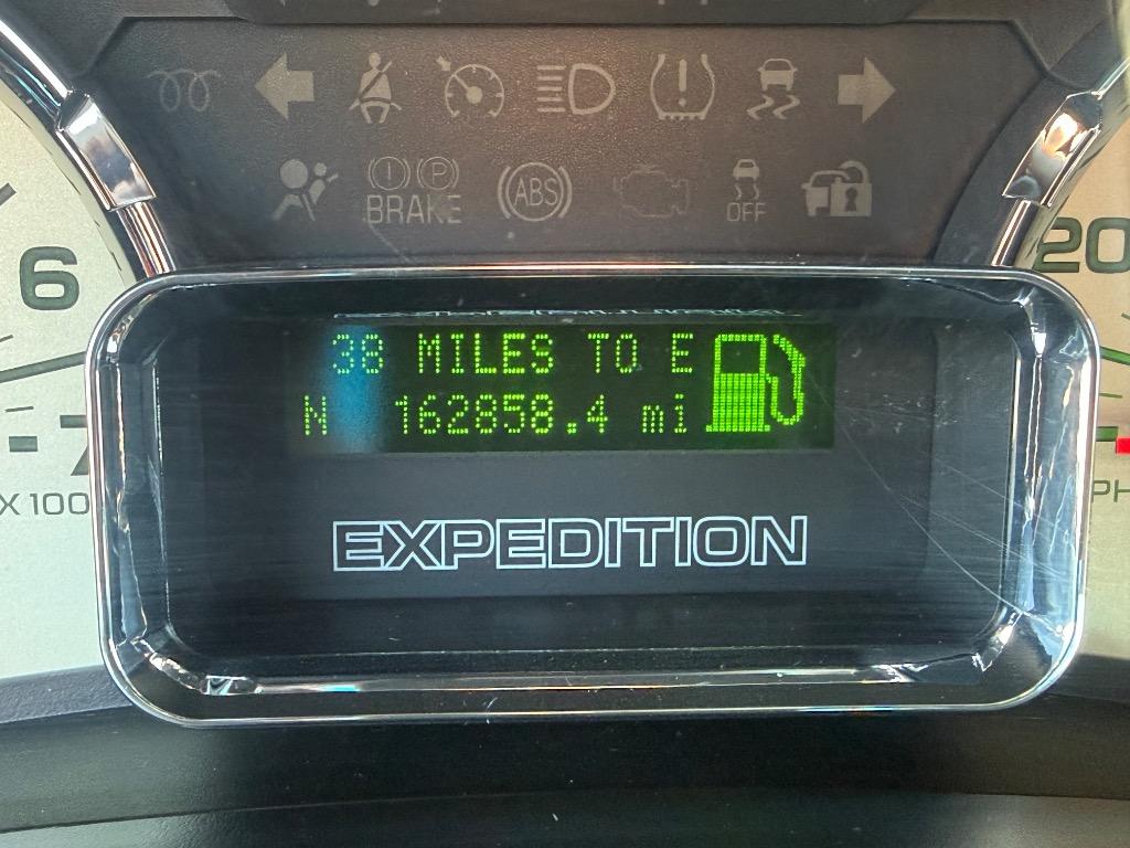 2014 Ford Expedition - $9,499