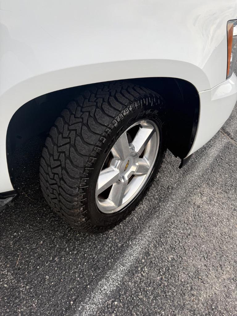 2013 Chevrolet Tahoe - $12,599