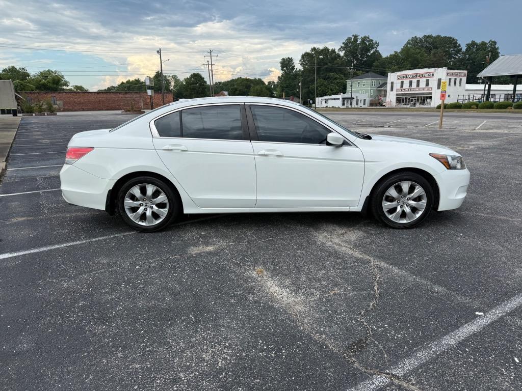 2010 Honda Accord - $8,599