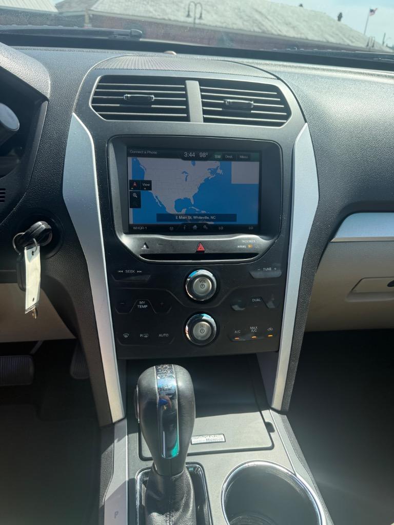 2014 Ford Explorer - $9,999