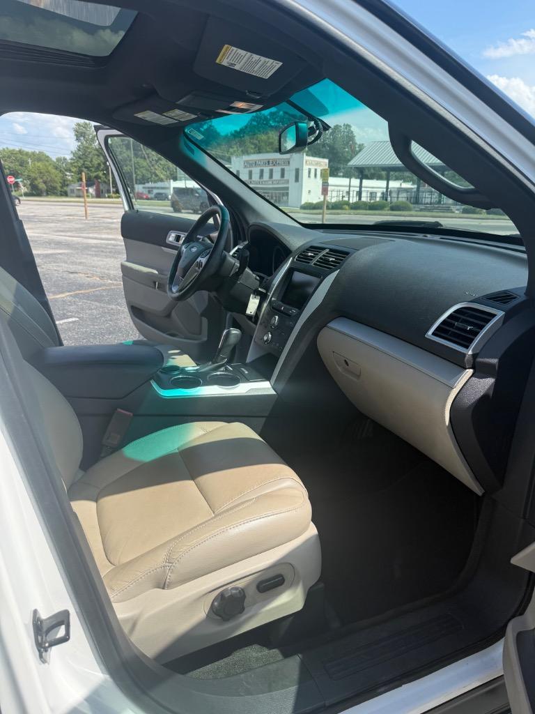 2014 Ford Explorer - $9,999