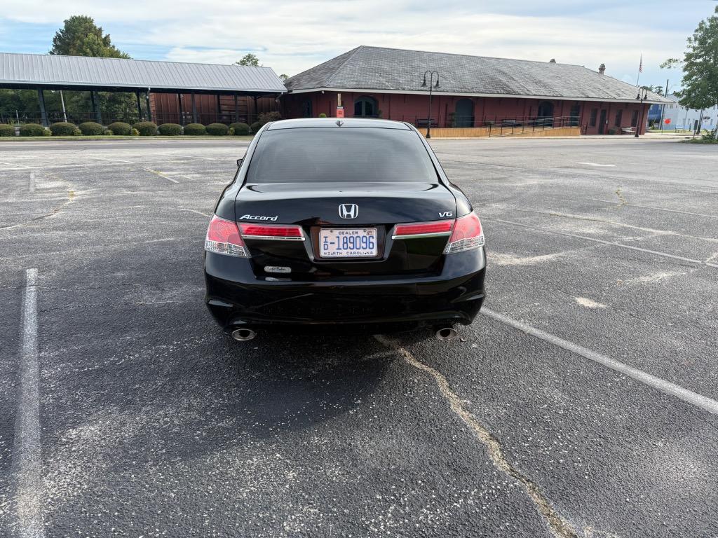 2011 Honda Accord - $10,800
