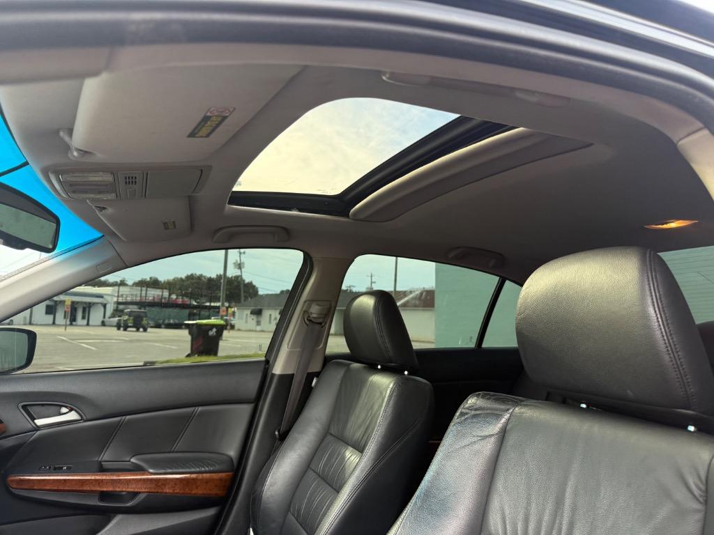 2011 Honda Accord - $10,800