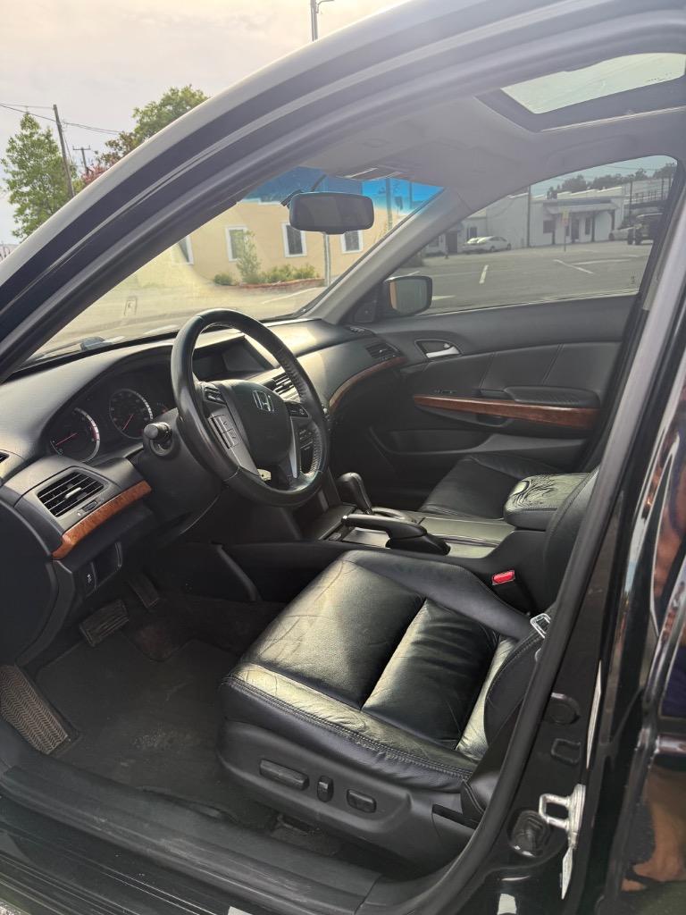 2011 Honda Accord - $10,800
