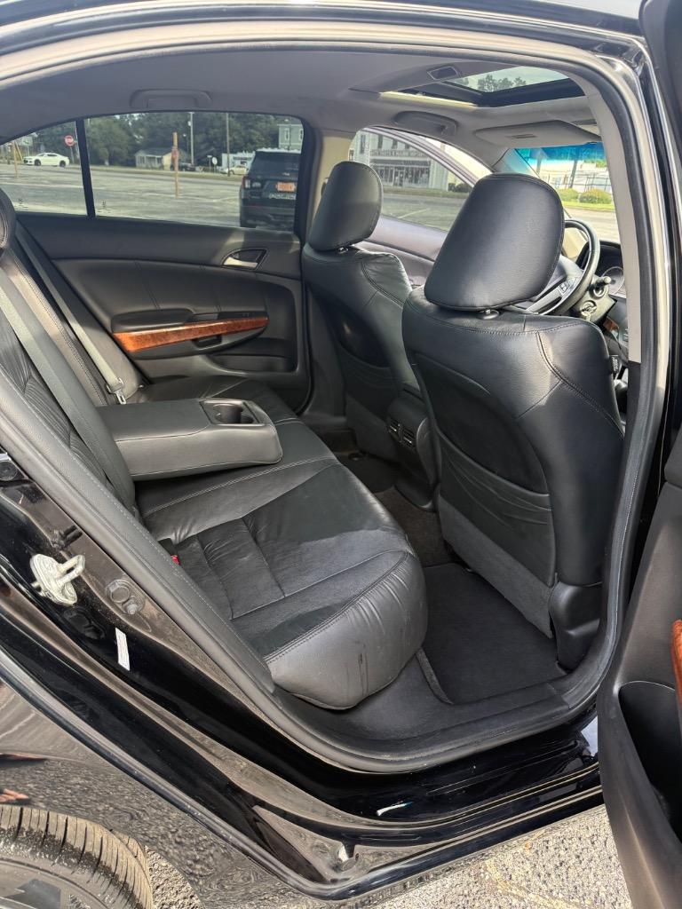 2011 Honda Accord - $10,800