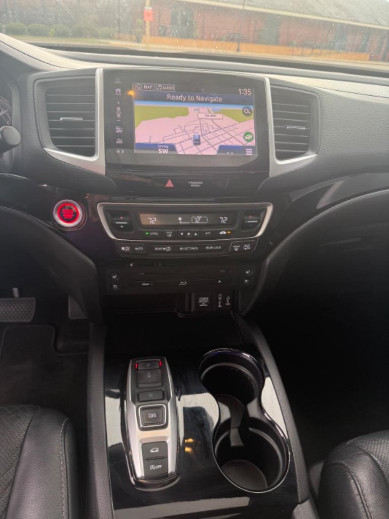 2017 Honda Pilot - $16,599