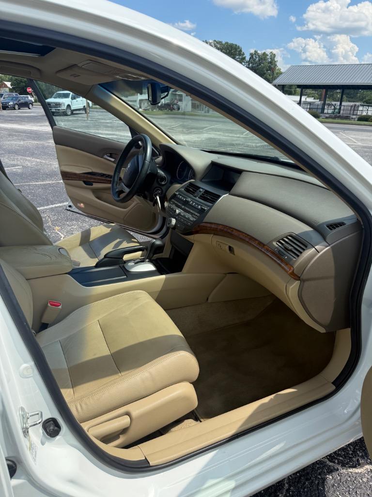 2010 Honda Accord - $10,599