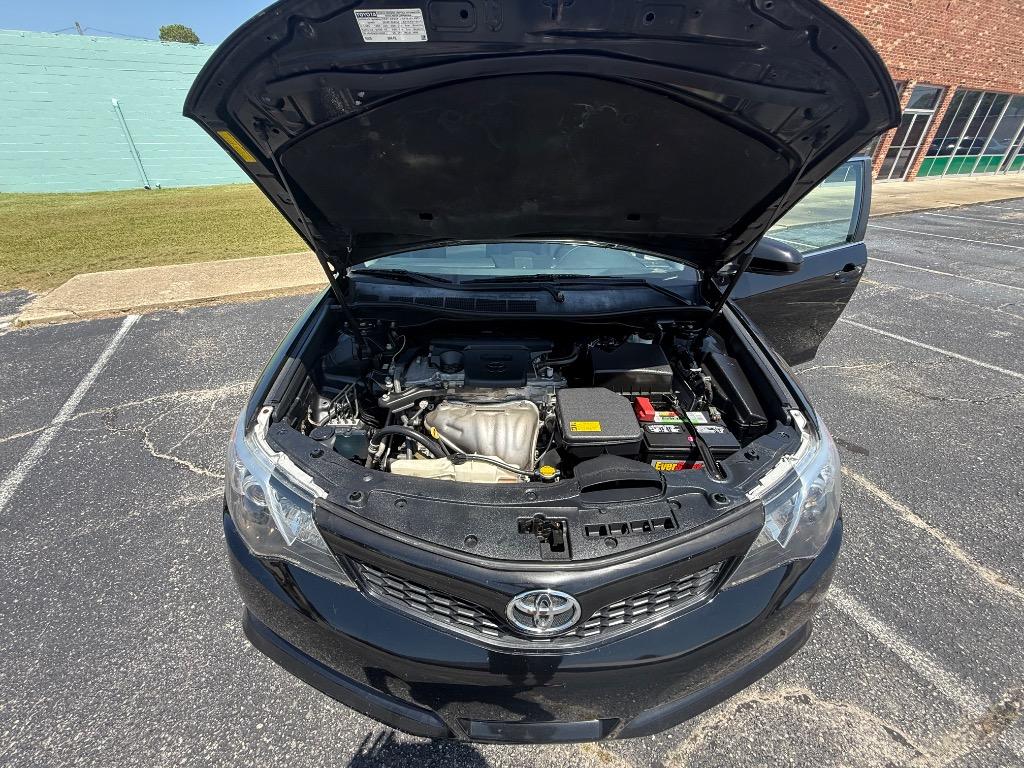 2014 Toyota Camry - $11,599