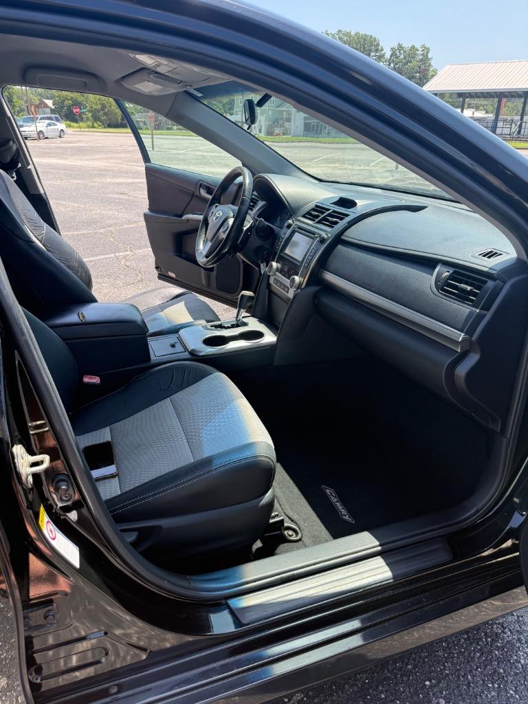 2014 Toyota Camry - $11,599
