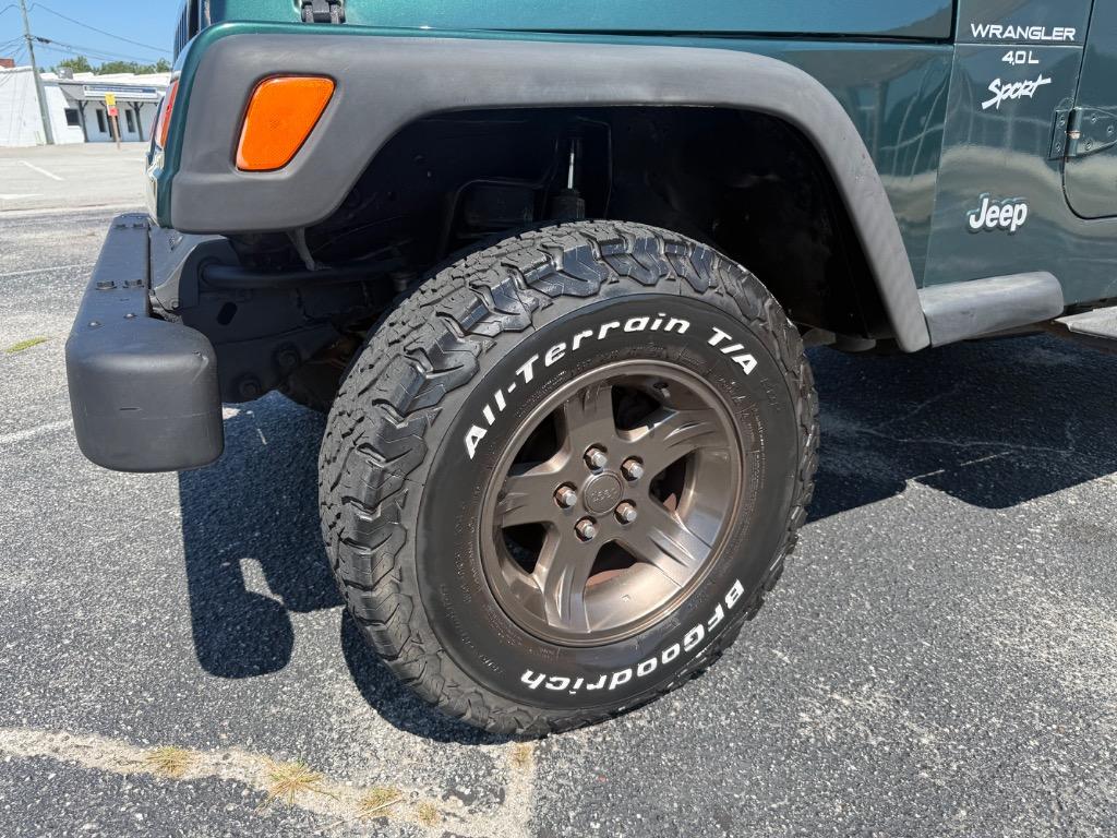 1999 Jeep Wrangler - $8,500