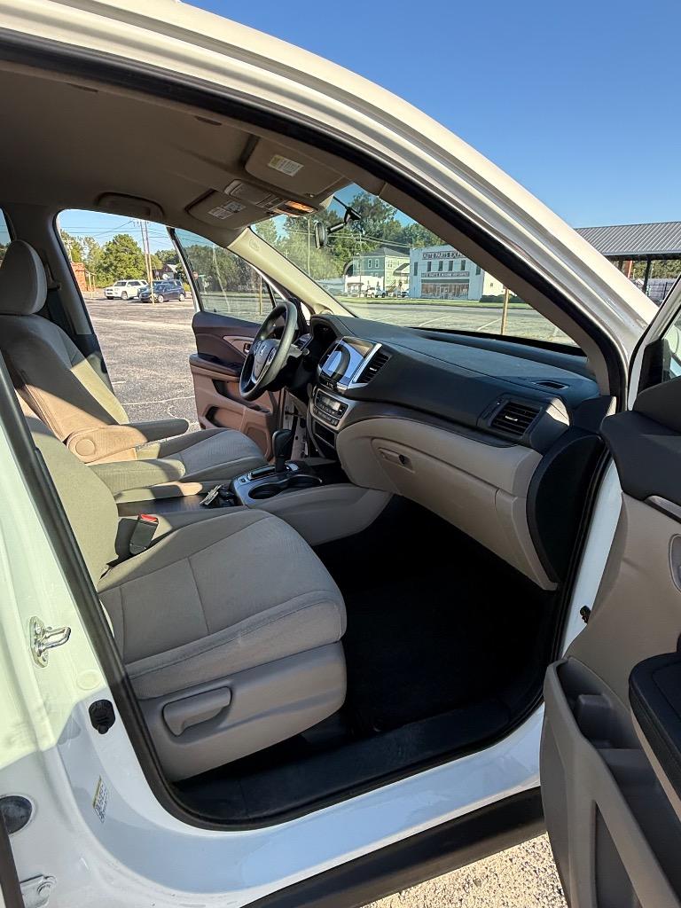 2016 Honda Pilot - $11,997