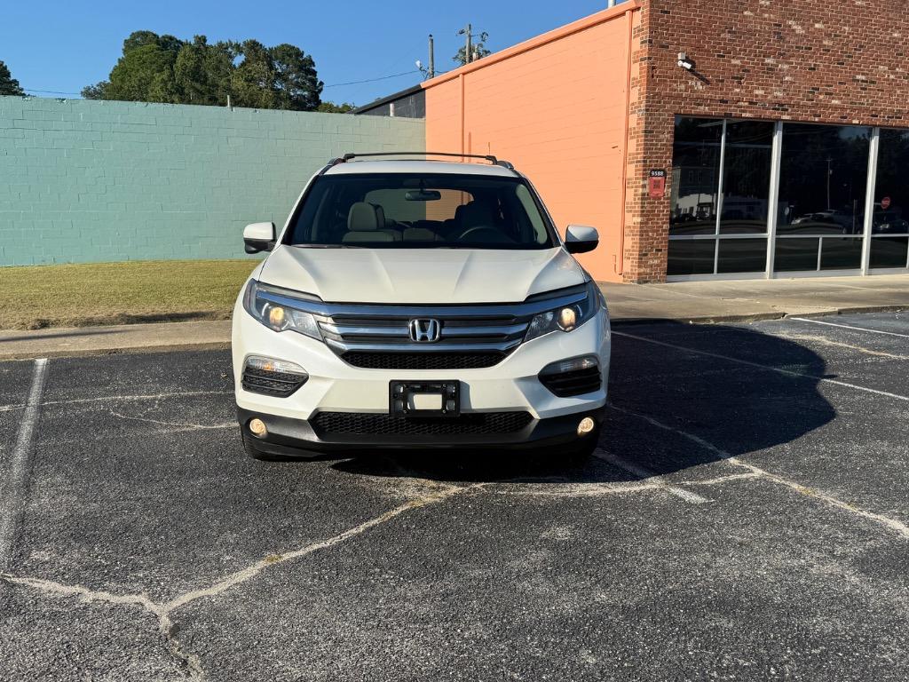 2016 Honda Pilot - $11,997