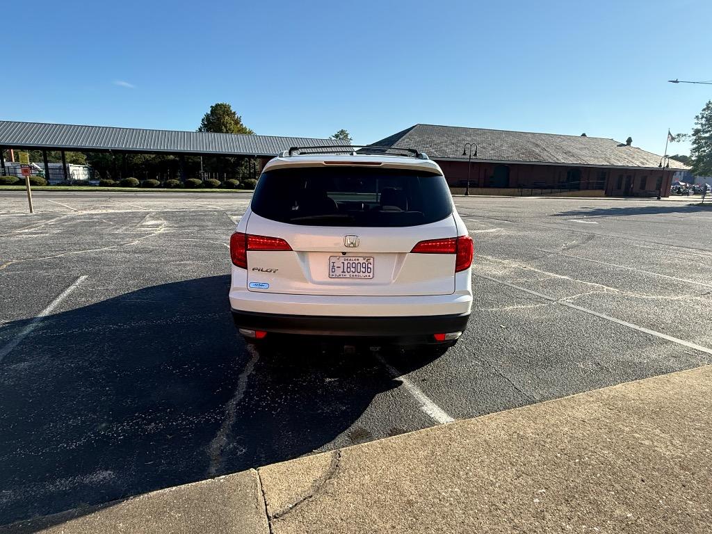 2016 Honda Pilot - $11,997