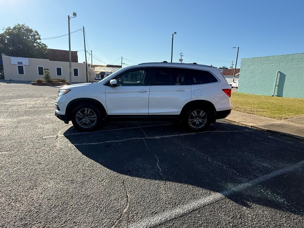 2016 Honda Pilot - $11,997