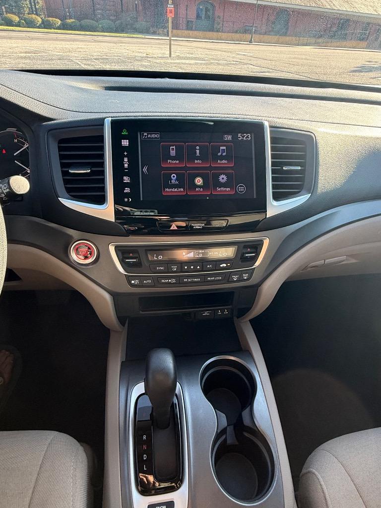 2016 Honda Pilot - $11,997
