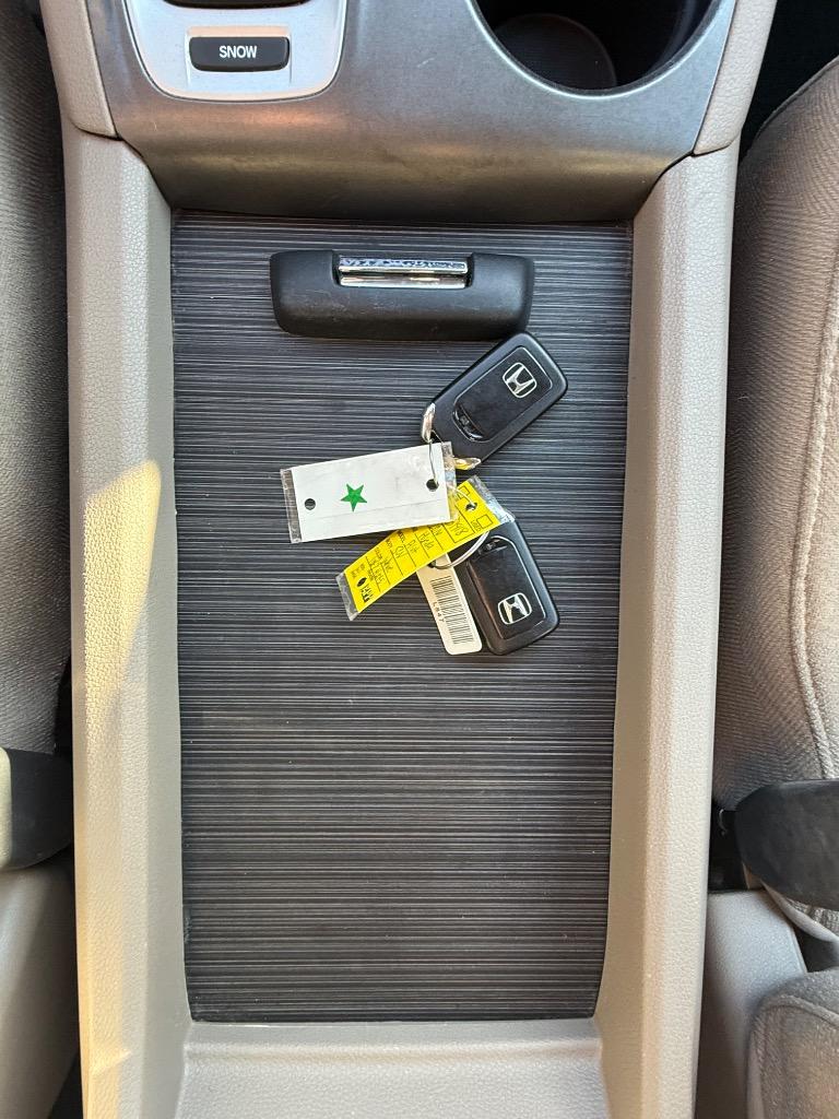 2016 Honda Pilot - $11,997