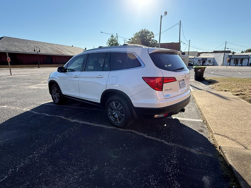 2016 Honda Pilot - $11,997