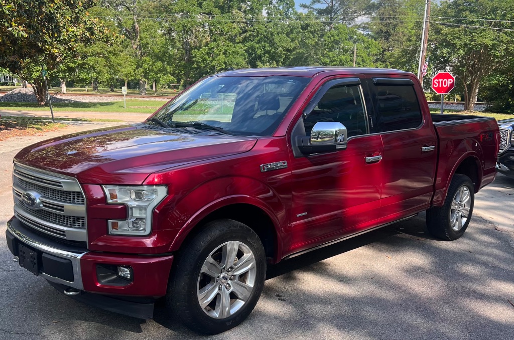 2017 Ford F150 Platinum photo