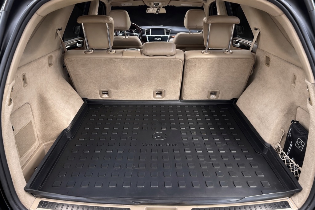 2015 Mercedes-Benz Ml-class - $11,700