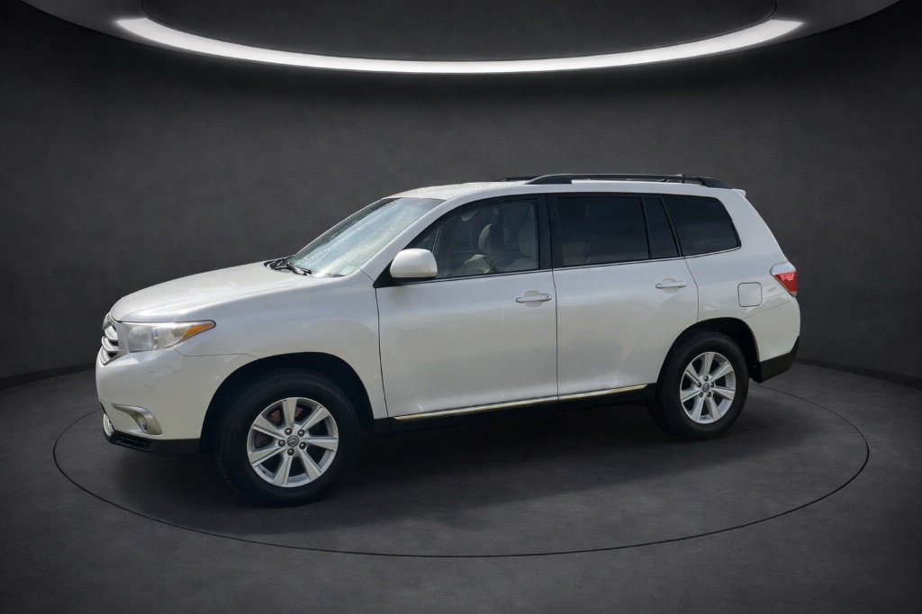 2011 Toyota Highlander Base