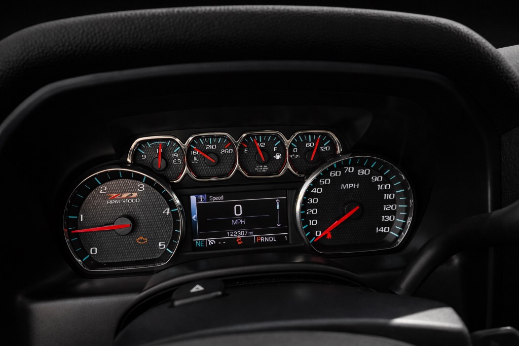 2017 Chevrolet Silverado 2500HD - $32,999