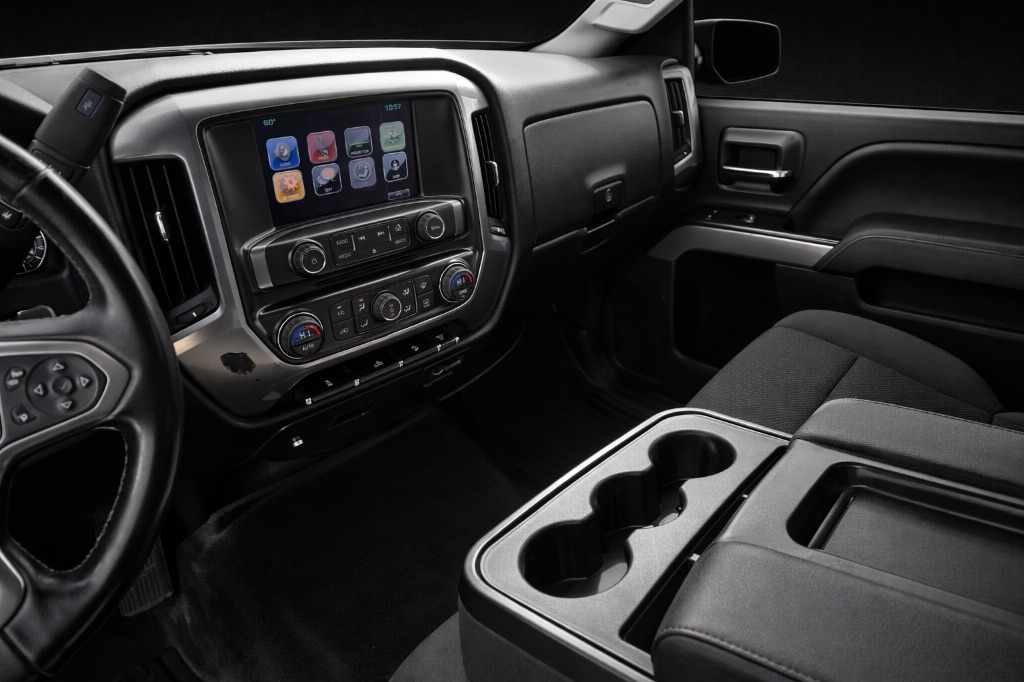 2017 Chevrolet Silverado 2500HD - $32,999