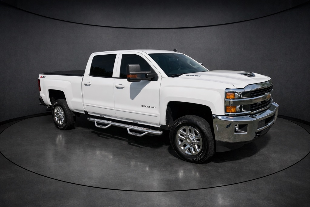 2017 Chevrolet Silverado 2500HD - $32,999