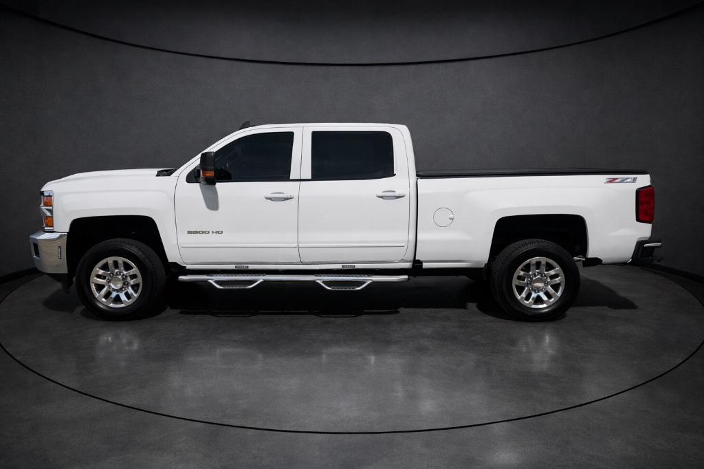 2017 Chevrolet Silverado 2500HD - $32,999